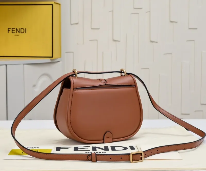 Fendi Brown Leather Crossbody Saddle Bag 170 - Image 3