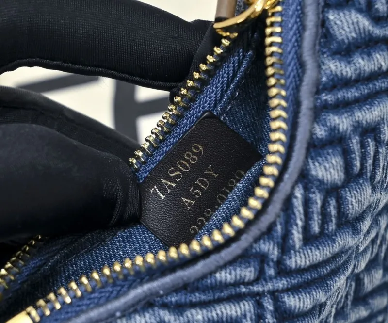 Fendi Blue Denim Mini Crossbody Bag - Image 7