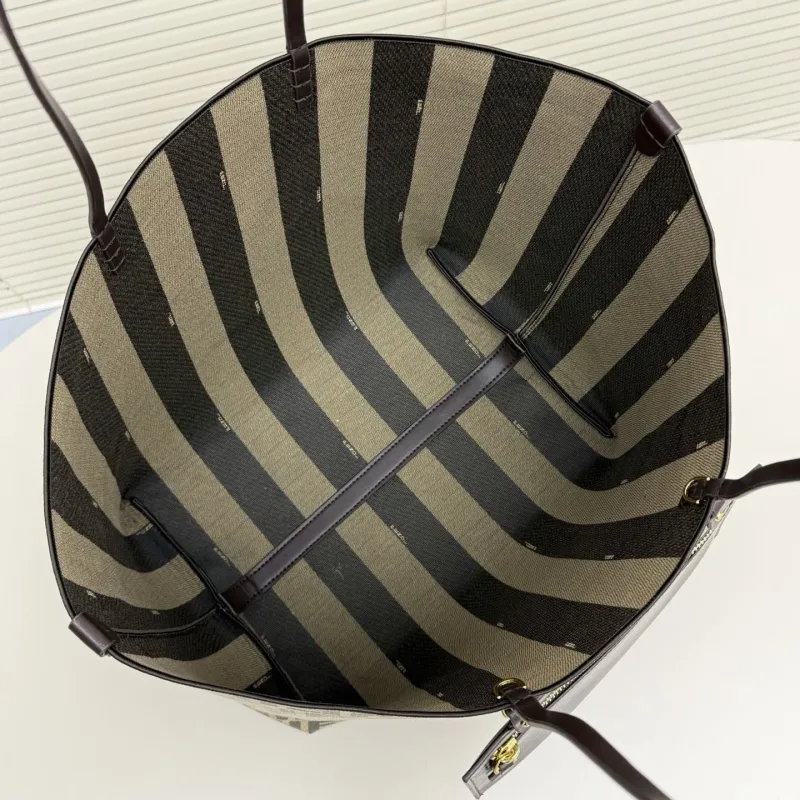 Fendi FF Monogram Brown Tote Bag - Image 8