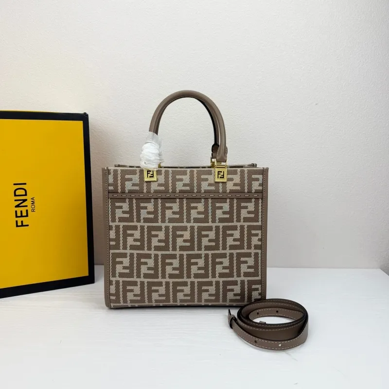 Fendi Shopping Bags-15 - Image 3
