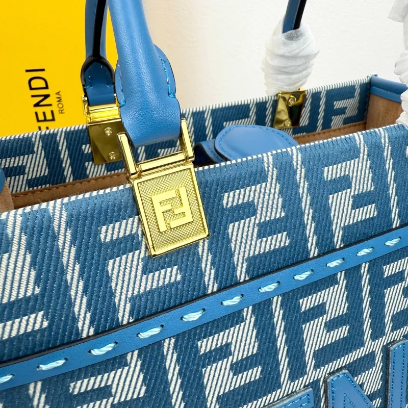 Fendi Shopping Bags-17 - Image 6