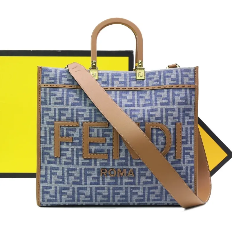 Fendi Shopping Bags-24