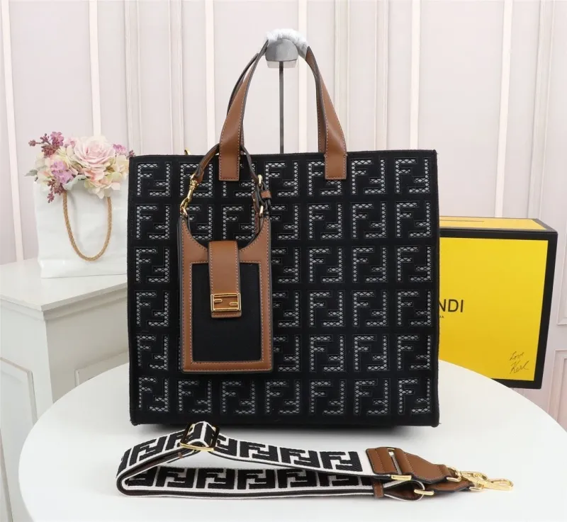 Fendi Black FF Monogram Tote Bag with Mini Pouch
