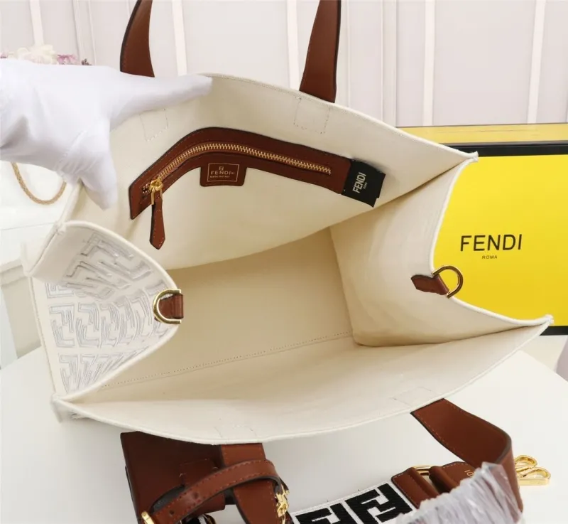 Fendi FF Monogram Tote Bag with Mini Pouch and Shoulder Strap - Image 9
