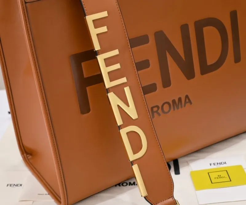 Fendi Roma Brown Leather Tote Bag - Image 4