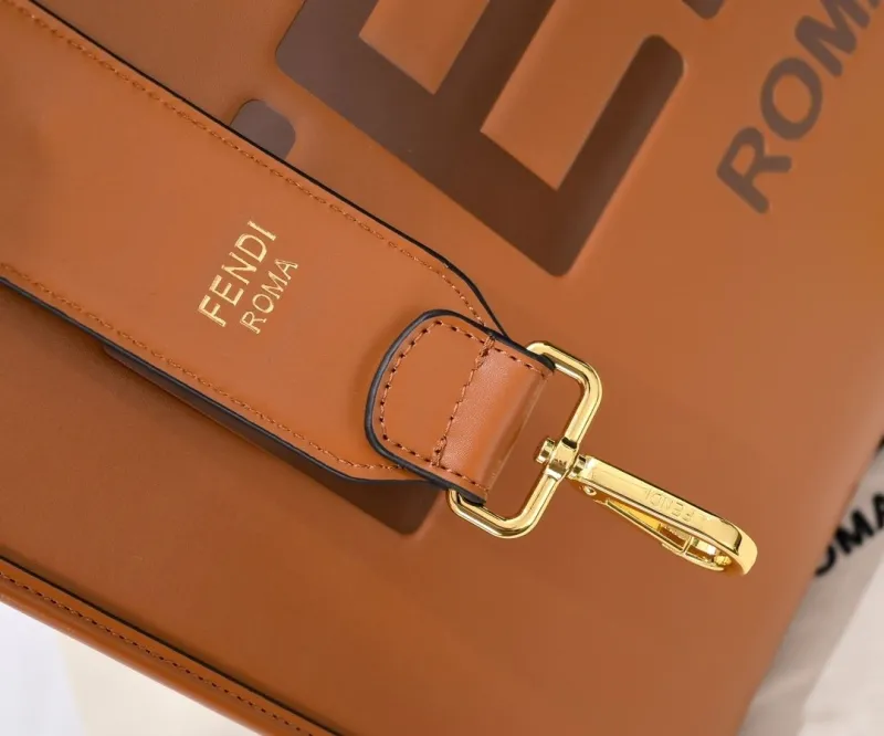 Fendi Roma Brown Leather Tote Bag - Image 5