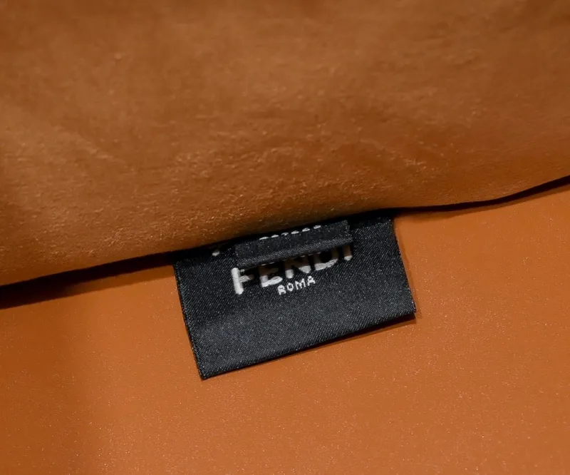 Fendi Roma Brown Leather Tote Bag - Image 7