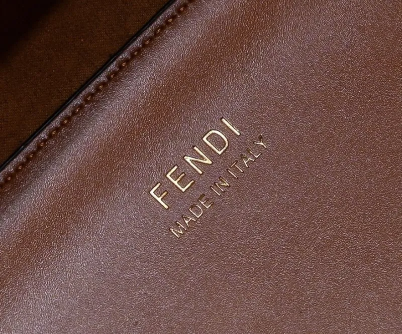 Fendi Roma Brown Leather Tote Bag - Image 8