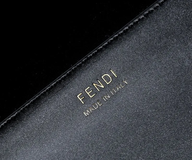 Fendi Black Roma Leather Tote Bag - Image 8