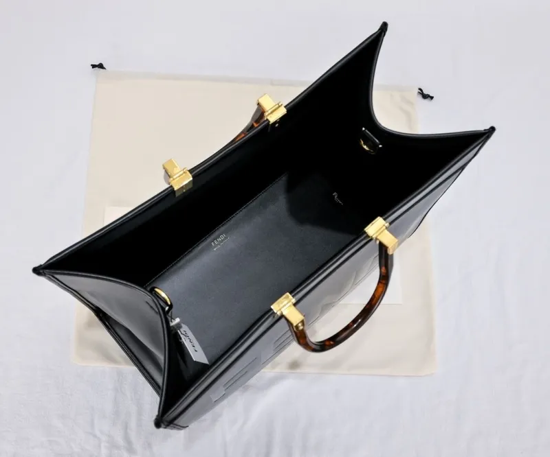 Fendi Black Roma Leather Tote Bag - Image 9