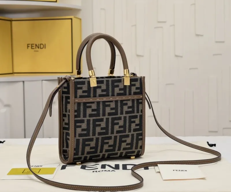 Alternative view of Fendi Shopping Bags-58