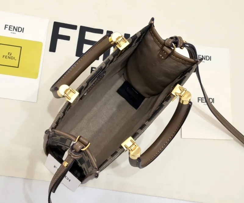 Fendi Roma Mini Crossbody Tote Bag - Image 9