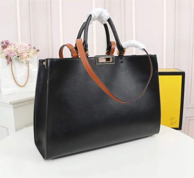 Alternative view of Fendi Shopping Bags-68