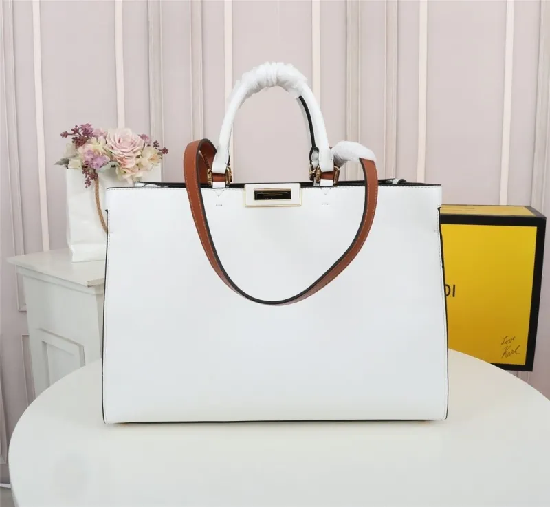 Fendi Shopping Bags-69