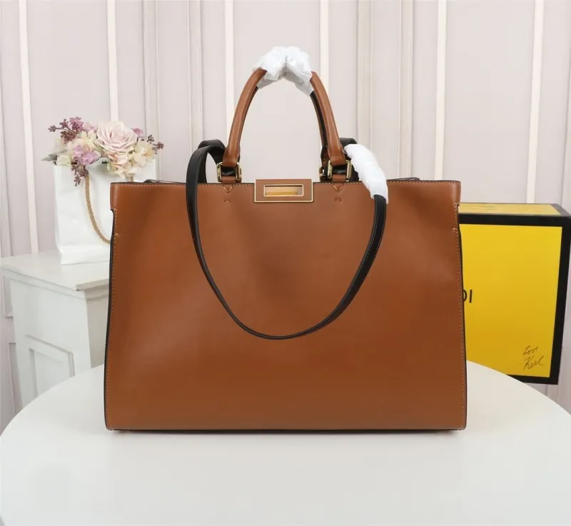 Fendi Shopping Bags-70