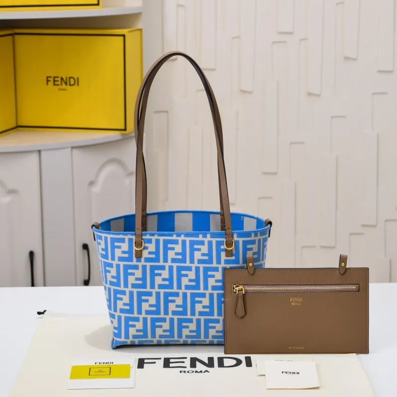 Fendi Shopping Bags-77