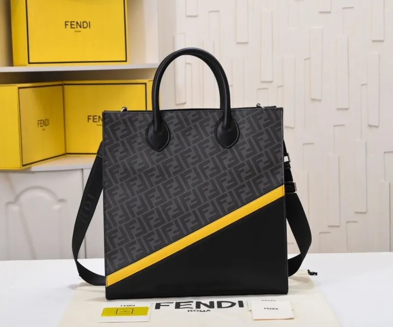 Fendi Shopping Bags-82