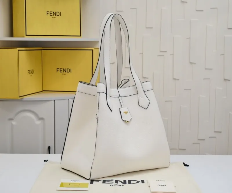 Alternative view of Fendi Shopping Bags-86