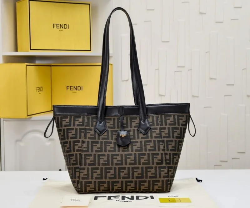 Fendi Shopping Bags-90