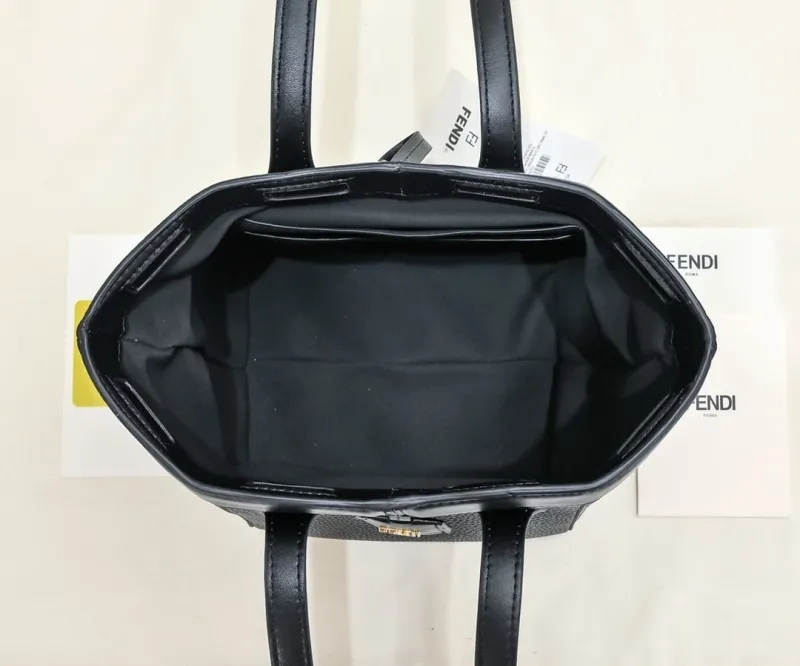 Fendi Shopping Bags-100 - Image 9