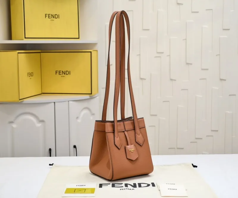 Alternative view of Fendi Shopping Bags-102