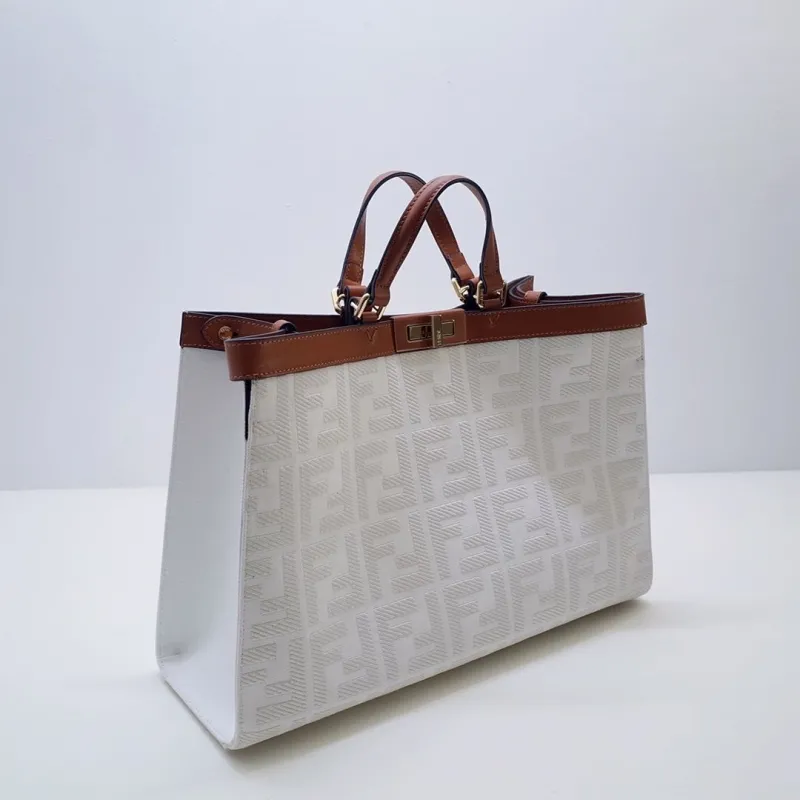 Alternative view of Fendi Shopping Bags-109