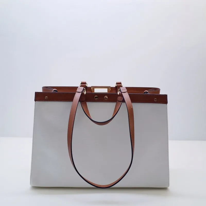 Fendi Shopping Bags-109 - Image 4