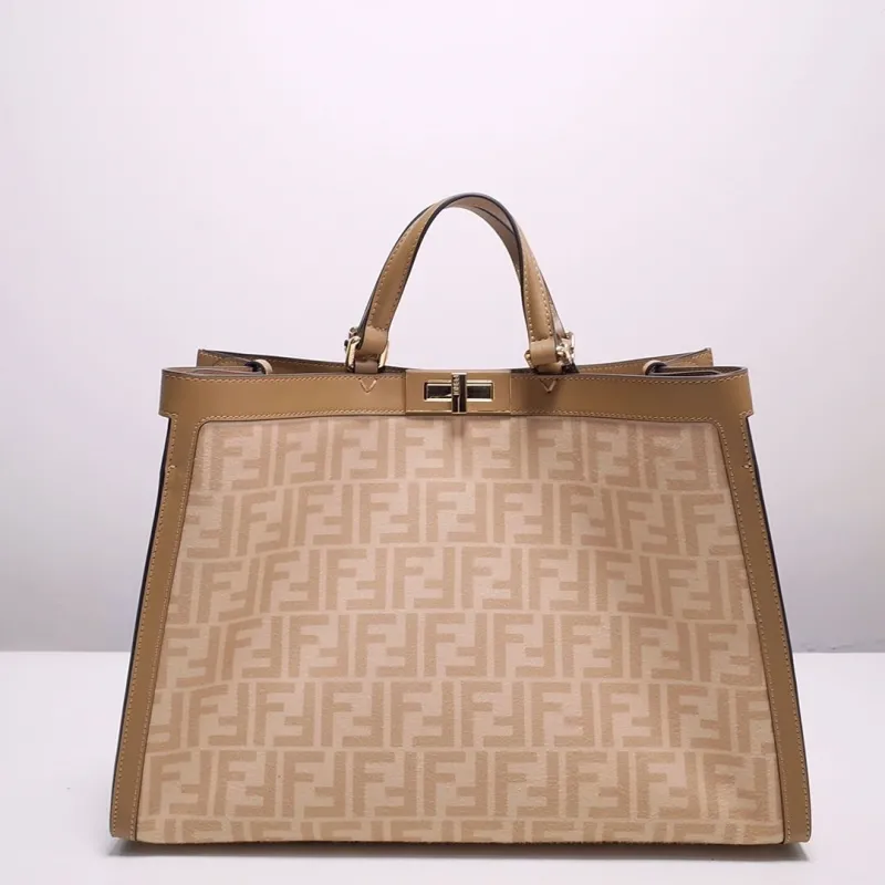 Fendi Shopping Bags-113