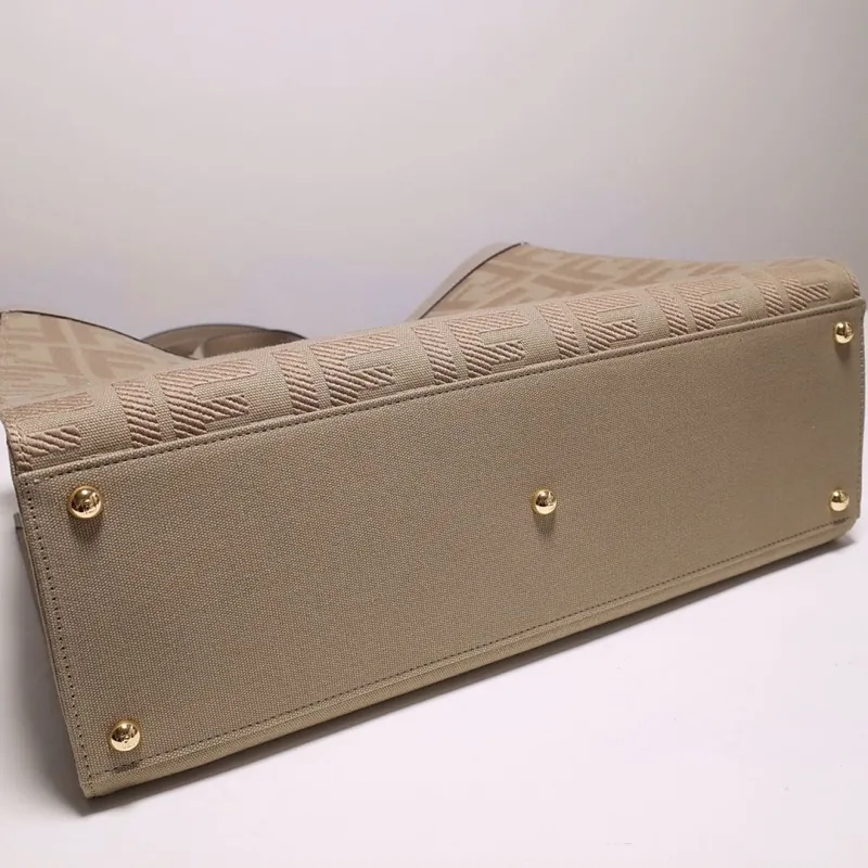 Fendi Beige Tote Bag 114 - Image 5