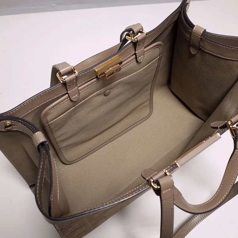 Fendi Beige Tote Bag 114 - Image 6