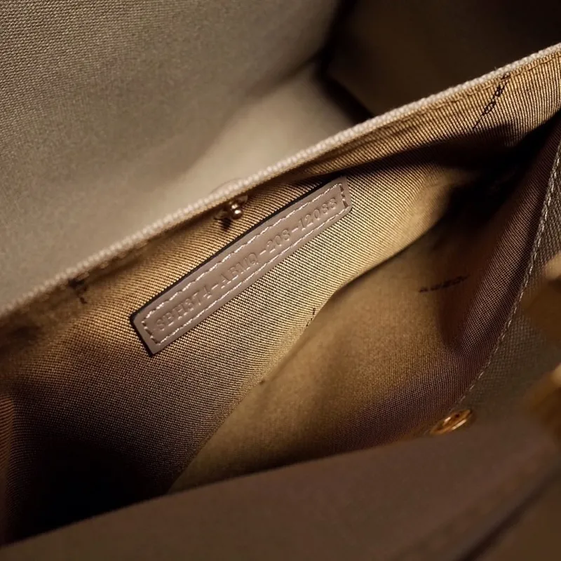 Fendi Beige Tote Bag 114 - Image 7
