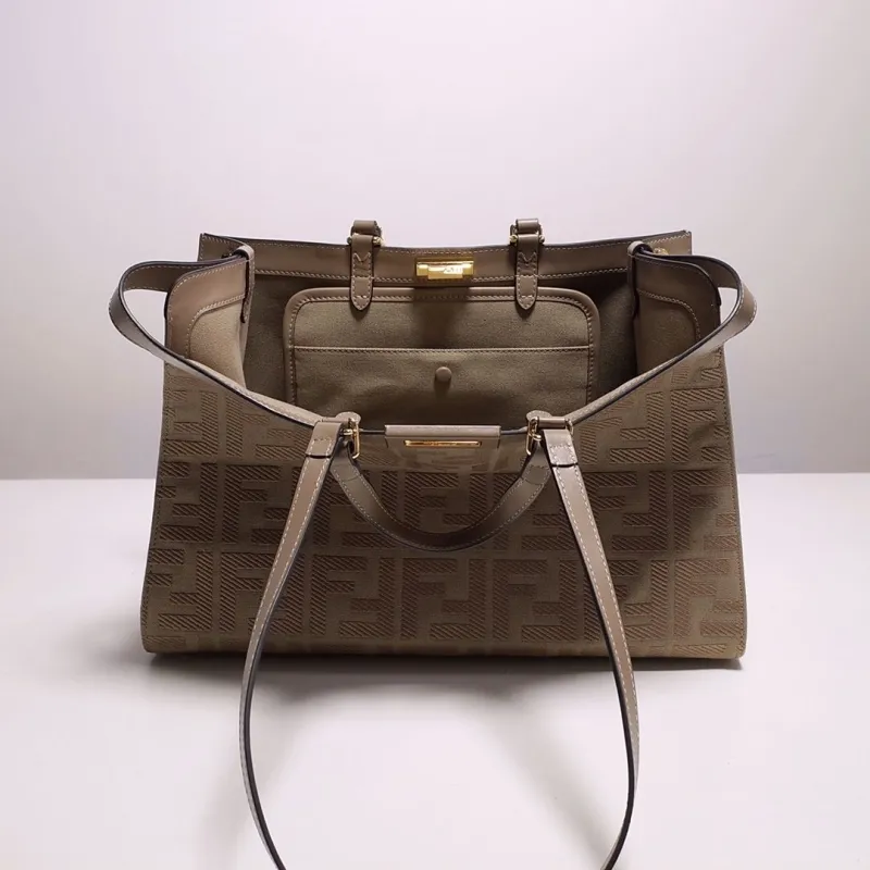 Fendi Beige Tote Bag 114 - Image 8