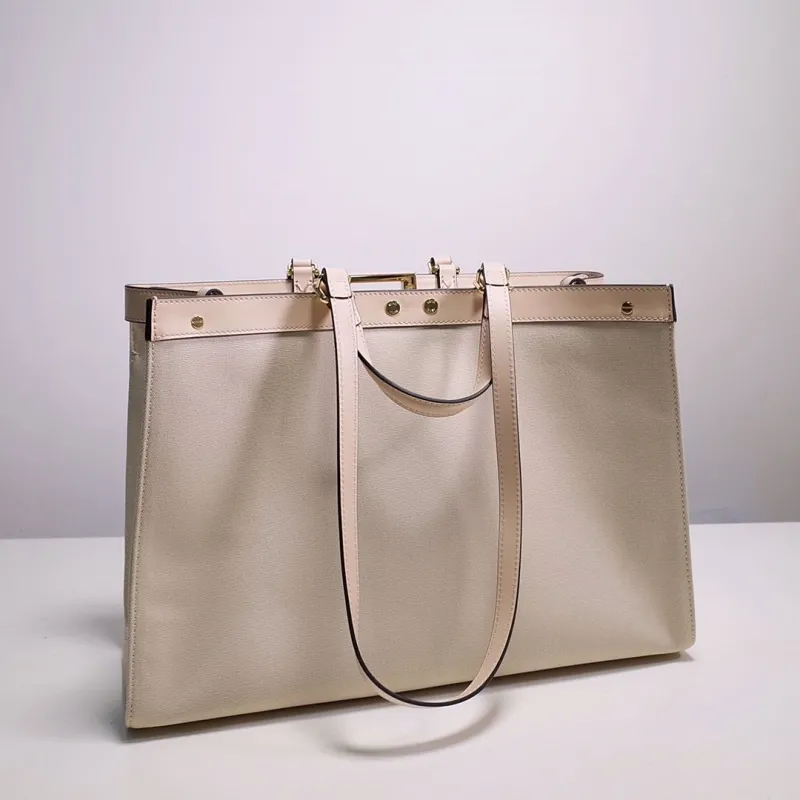 Fendi Shopping Bags-115 - Image 3