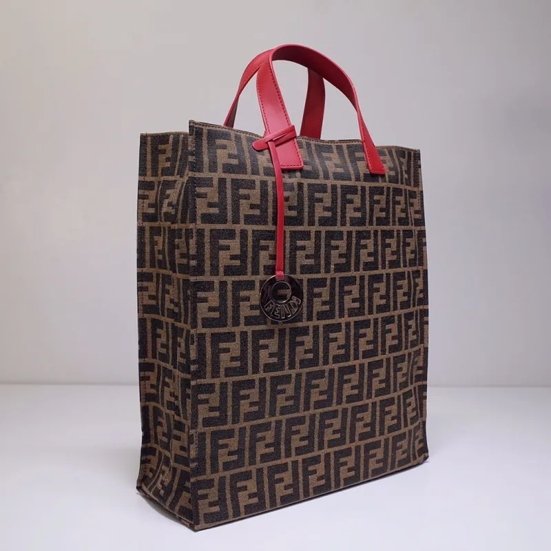 Alternative view of Fendi Shopping Bags-118