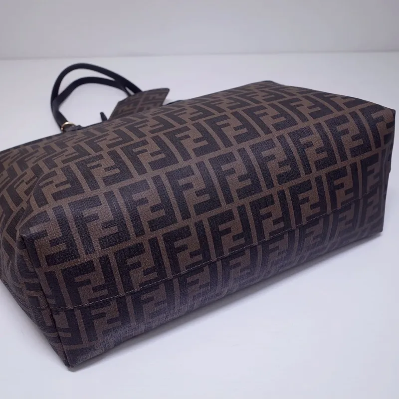 Fendi Brown FF Pattern Tote Bag with Small Pouch - Image 3