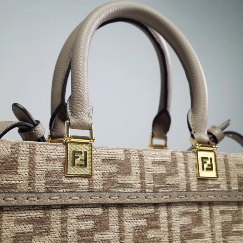 Fendi Beige Shopping Tote Bag 131 - Image 4