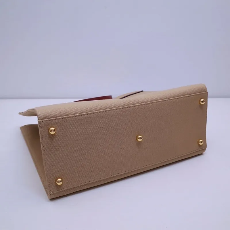 Fendi Roma Beige Canvas Tote Bag - Image 6