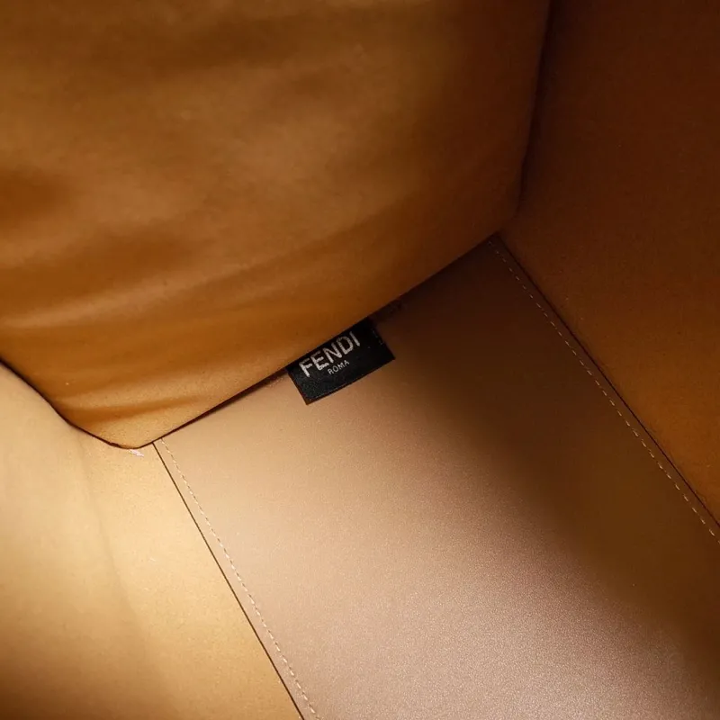 Fendi Brown Leather Tote Bag - Image 8