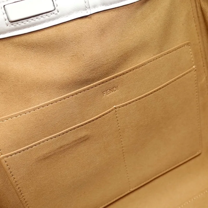 Fendi Shopping Bags-142 - Image 8