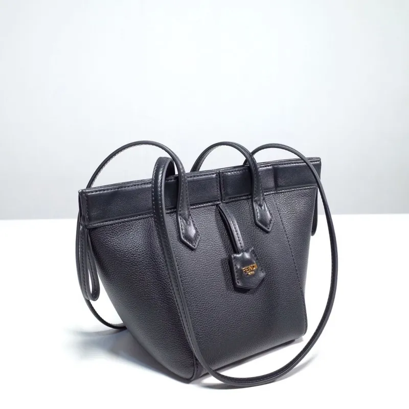 Alternative view of Fendi Shopping Bags-143