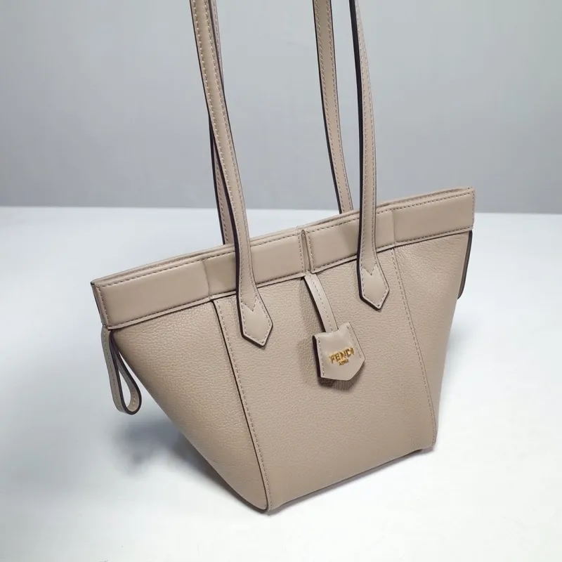 Fendi Shopping Bags-144