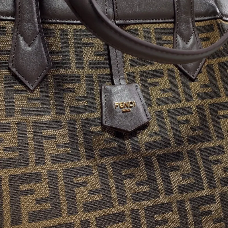 Fendi Shopping Bags-145 - Image 7