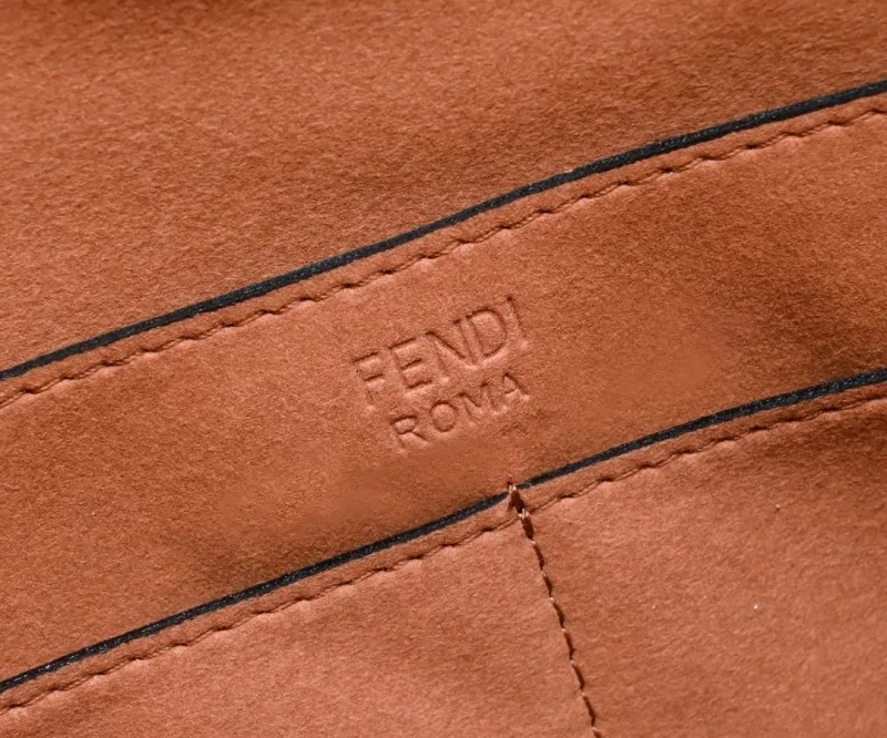 Fendi Brown Leather Tote Bag - Image 6