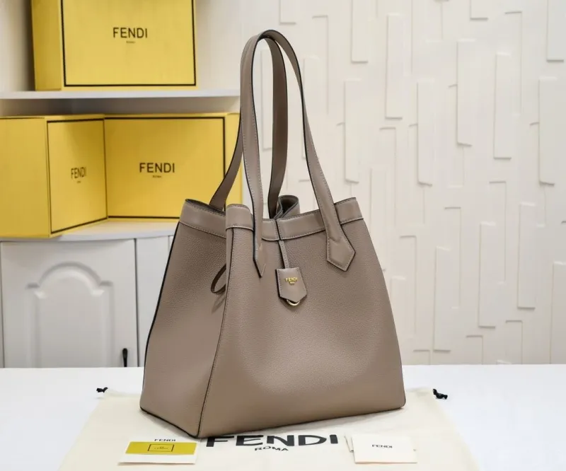 Alternative view of Fendi Shopping Bags-165
