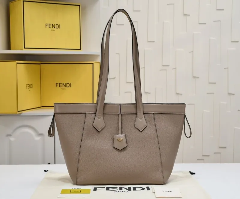 Fendi Shopping Bags-166