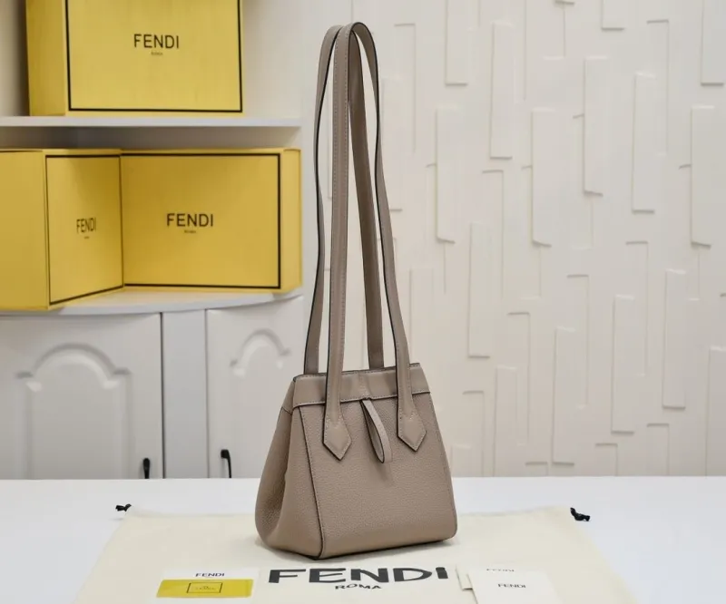 Fendi Beige Leather Shoulder Tote Bag - Image 3