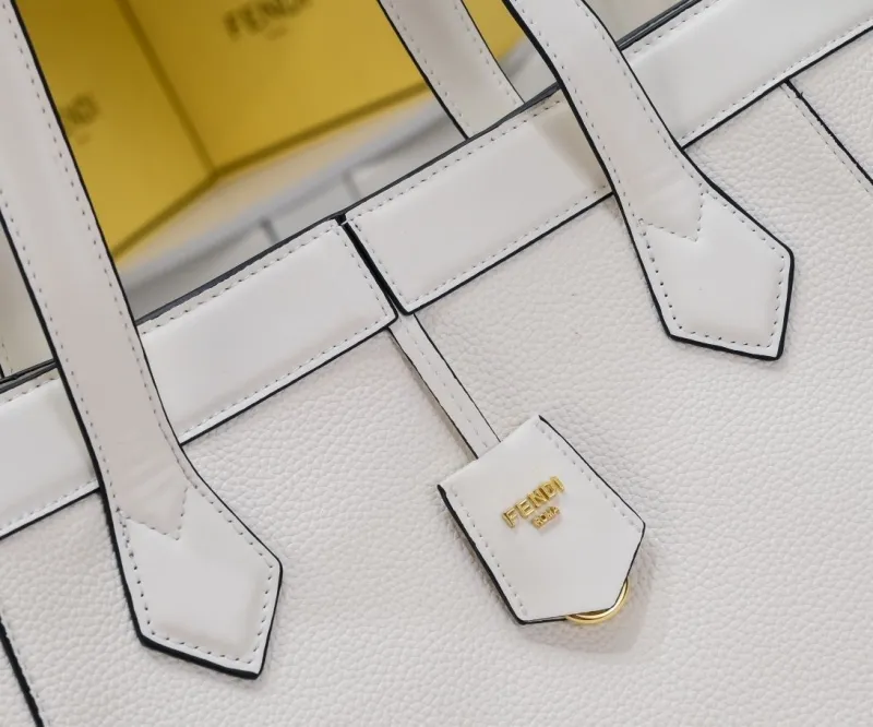 Fendi White Leather Tote Bag - Image 4