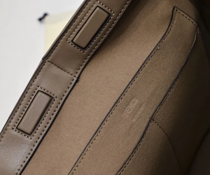 Fendi Shopping Bags-171 - Image 7