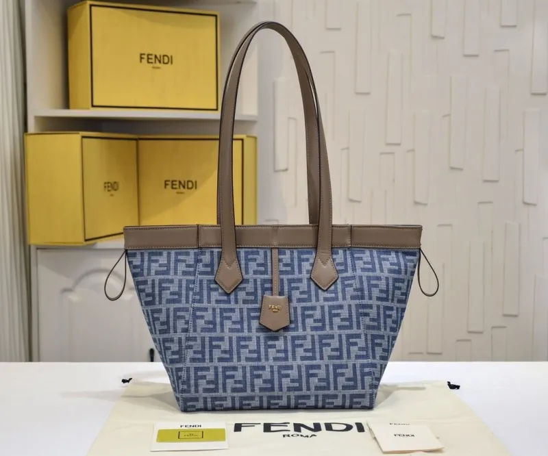 Fendi Shopping Bags-172