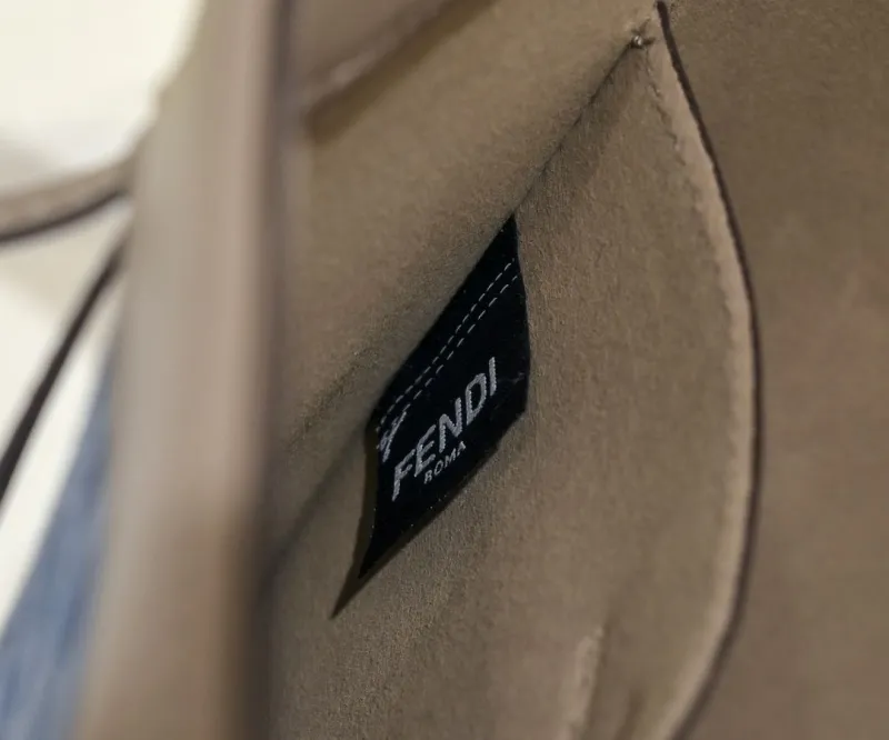 Fendi Shopping Bags-172 - Image 7